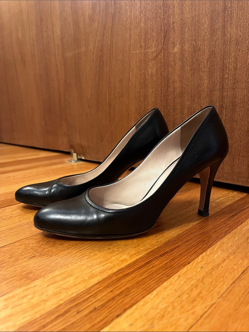 Prada Black Leather Pumps